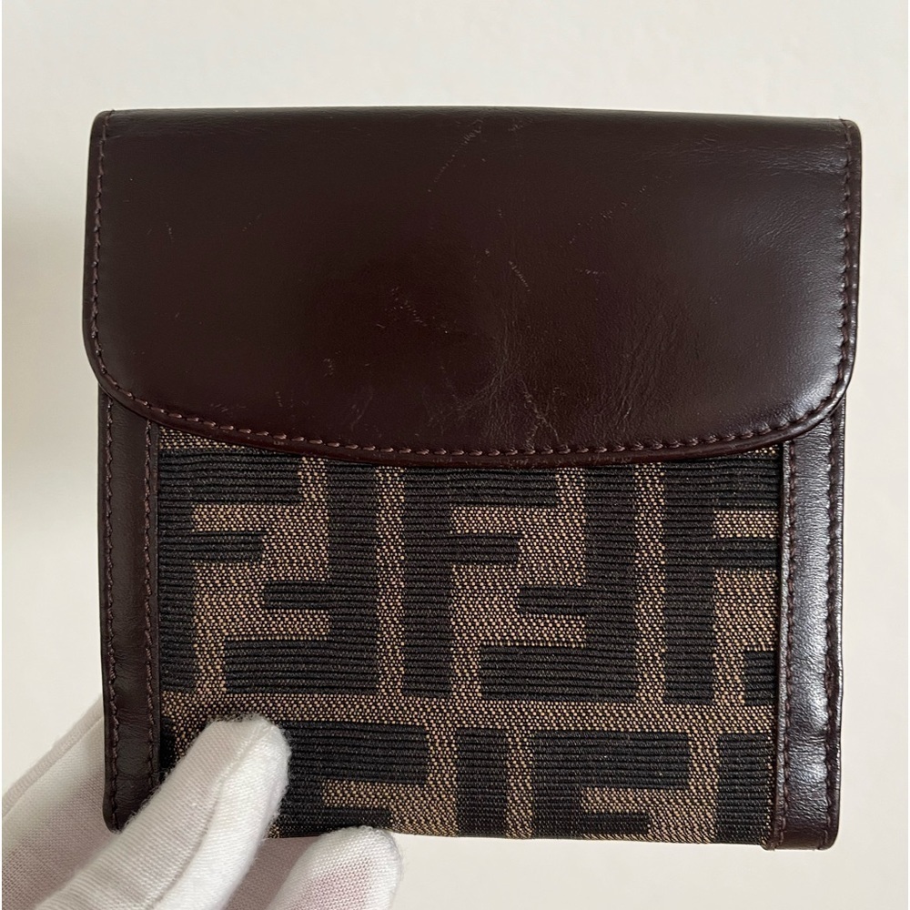 ❗️SOLD❗️Vintage Fendi FF Zucca Bifold Wallet EUC